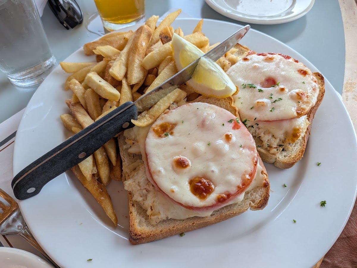 The Tides Wharf & Restaurant